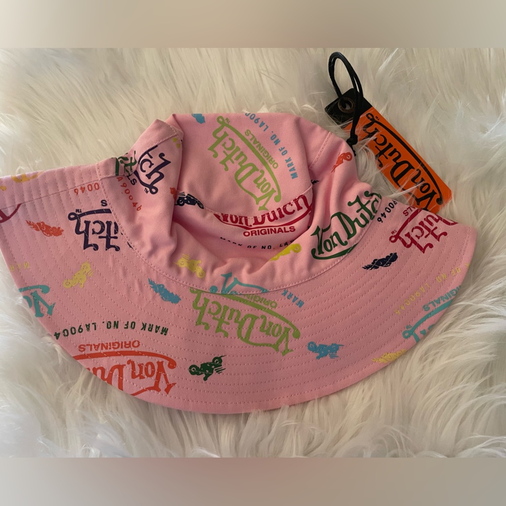 Von Dutch Pink Bucket Hat with Multicolor Print - Picture 5 of 7
